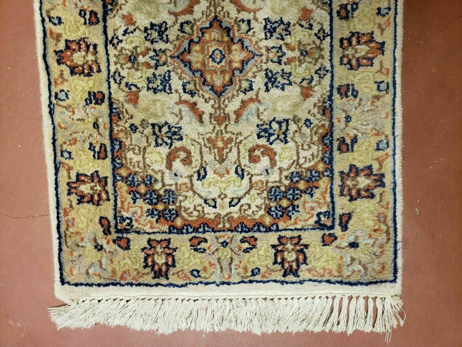 1' 8" X 2' 4" Handmade Floral Oriental Wool Rug Carpet Ivory - Jewel Rugs