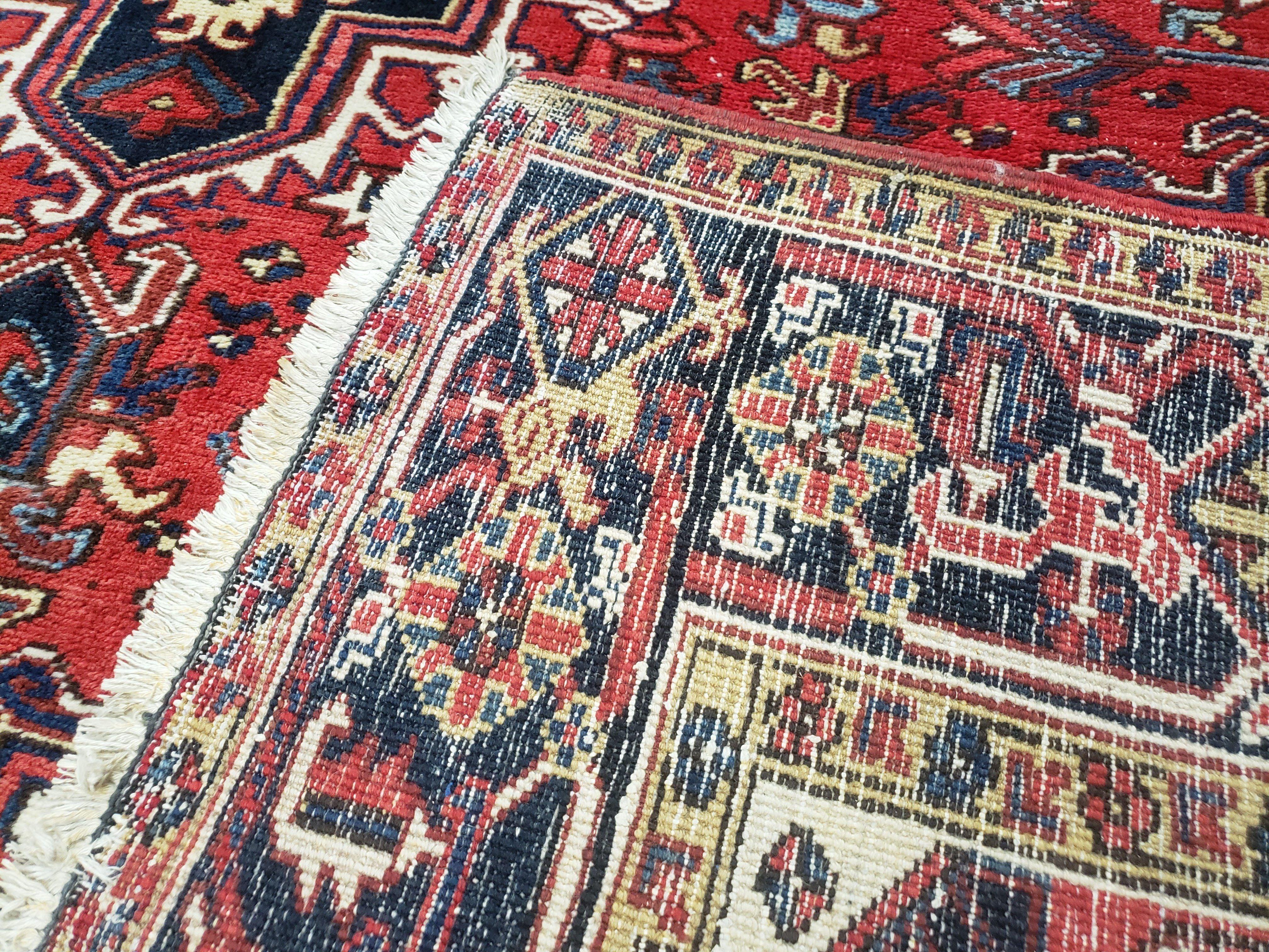 Semi Antique Persian Heriz Rug, Red Ivory & Blue, Hand-Knotted, Wool, 8'4" x 10'8" - Jewel Rugs