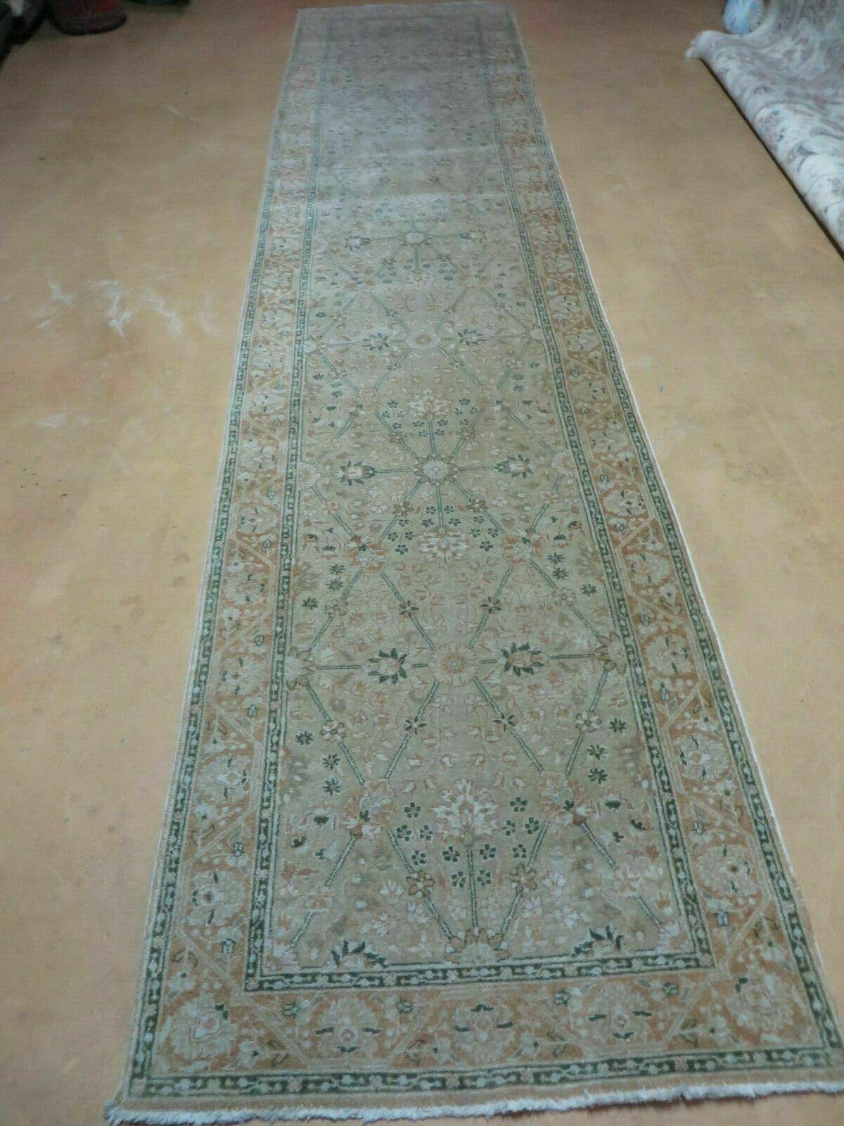 2' 8" X 12' SAFAVIEH Vintage Handmade Pakistan Wool Rug Runner Hand Knotted Wow - Jewel Rugs