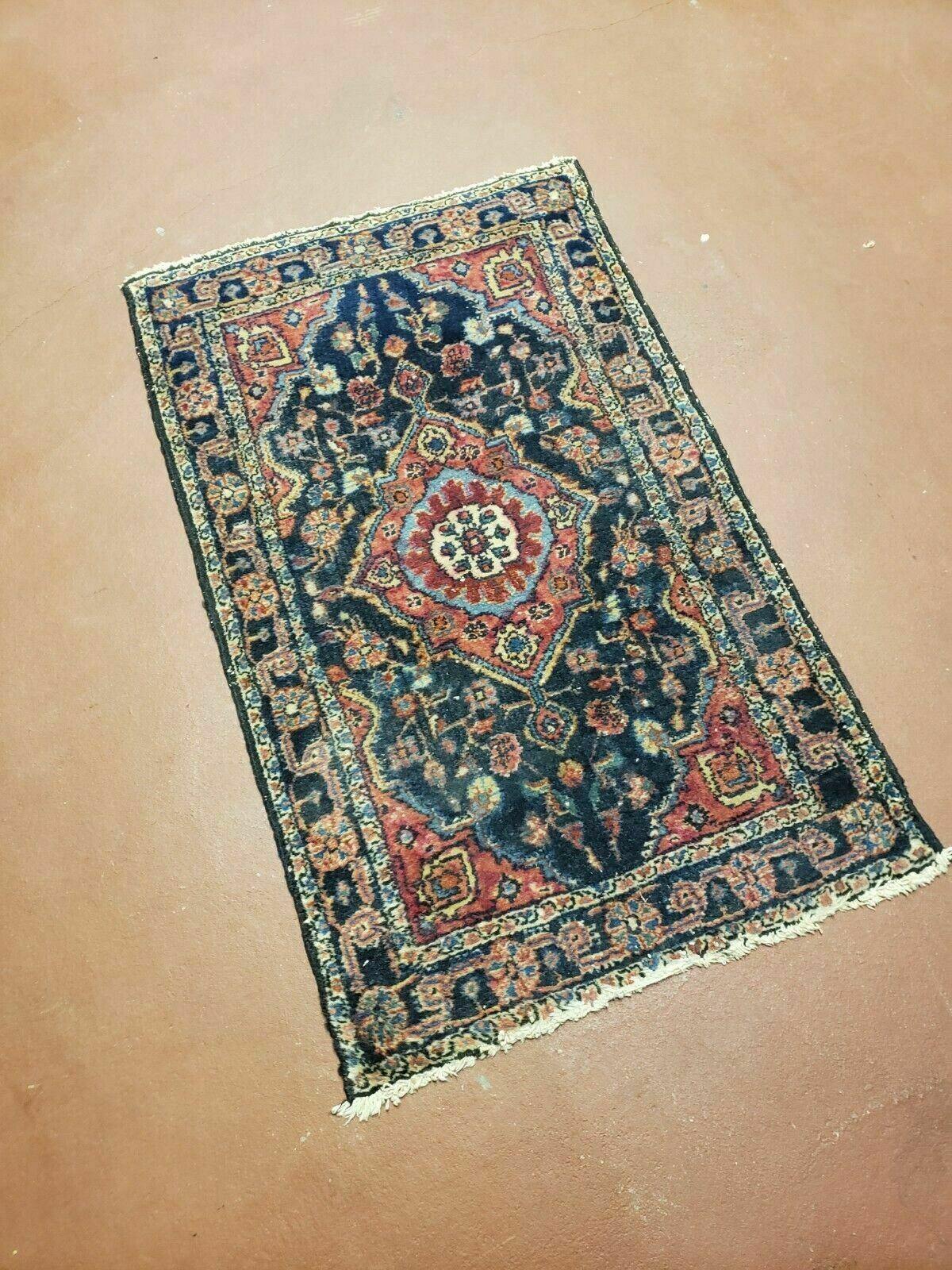 1' 9" X 2' 10" Antique Handmade Floral Oriental Wool Area Rug Small Oriental Carpet Blue & Red - Jewel Rugs