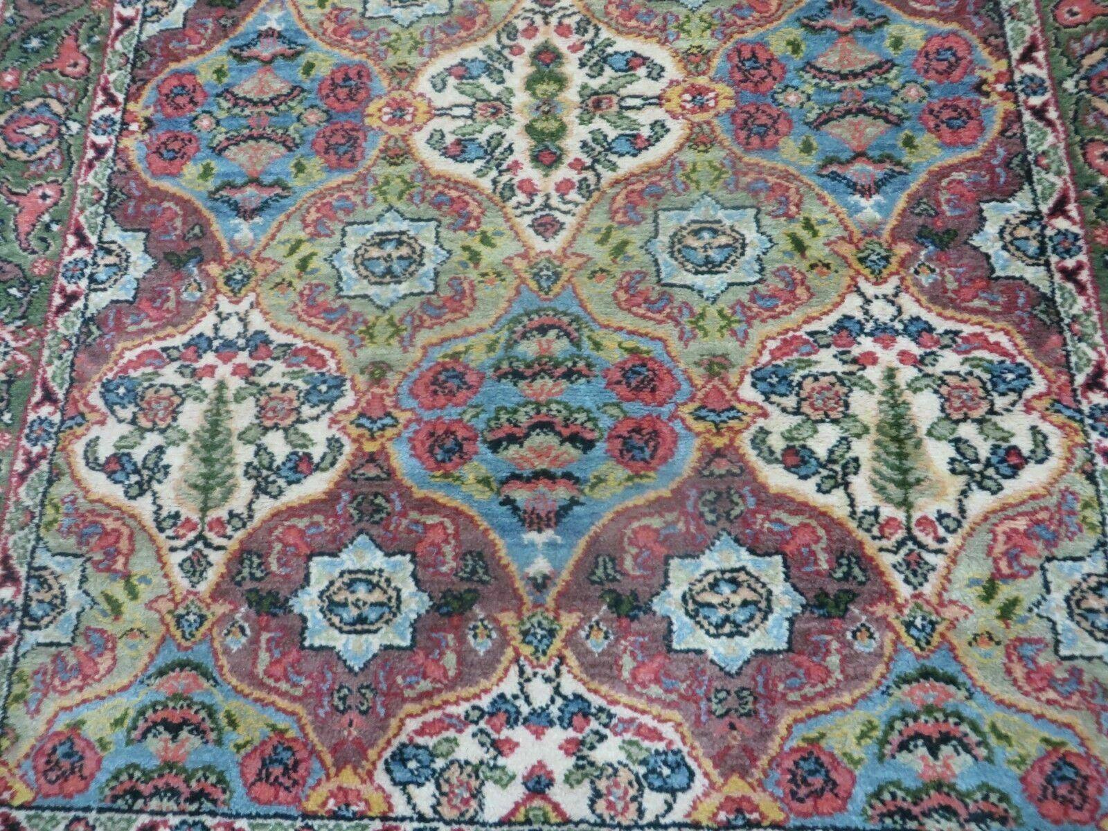 4' 4" X 5' 5" American Made Karastan Wool Rug Beauty - Jewel Rugs