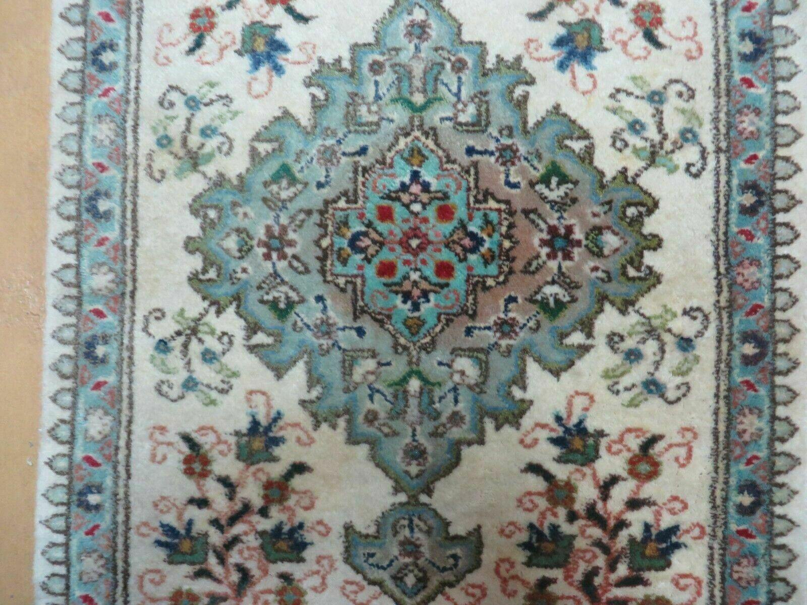 1' 9" X 2' 5" Handmade Indian Wool Rug Lahore Floral Design Small Oriental Rug Beige & Teal - Jewel Rugs